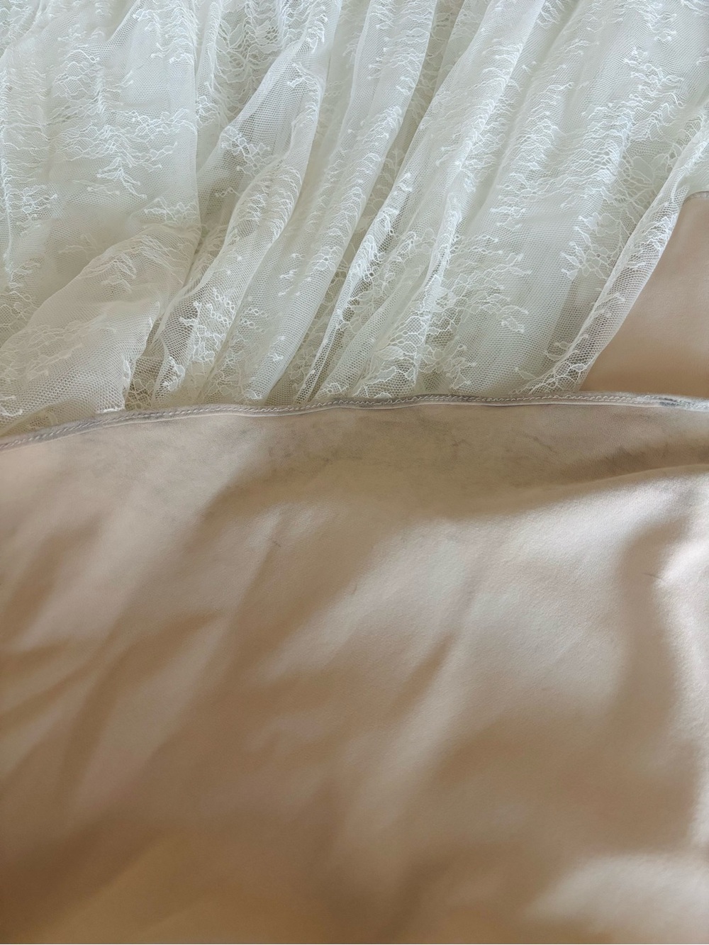 Essence of Australia Wedding Dress - Picture 12 of 16